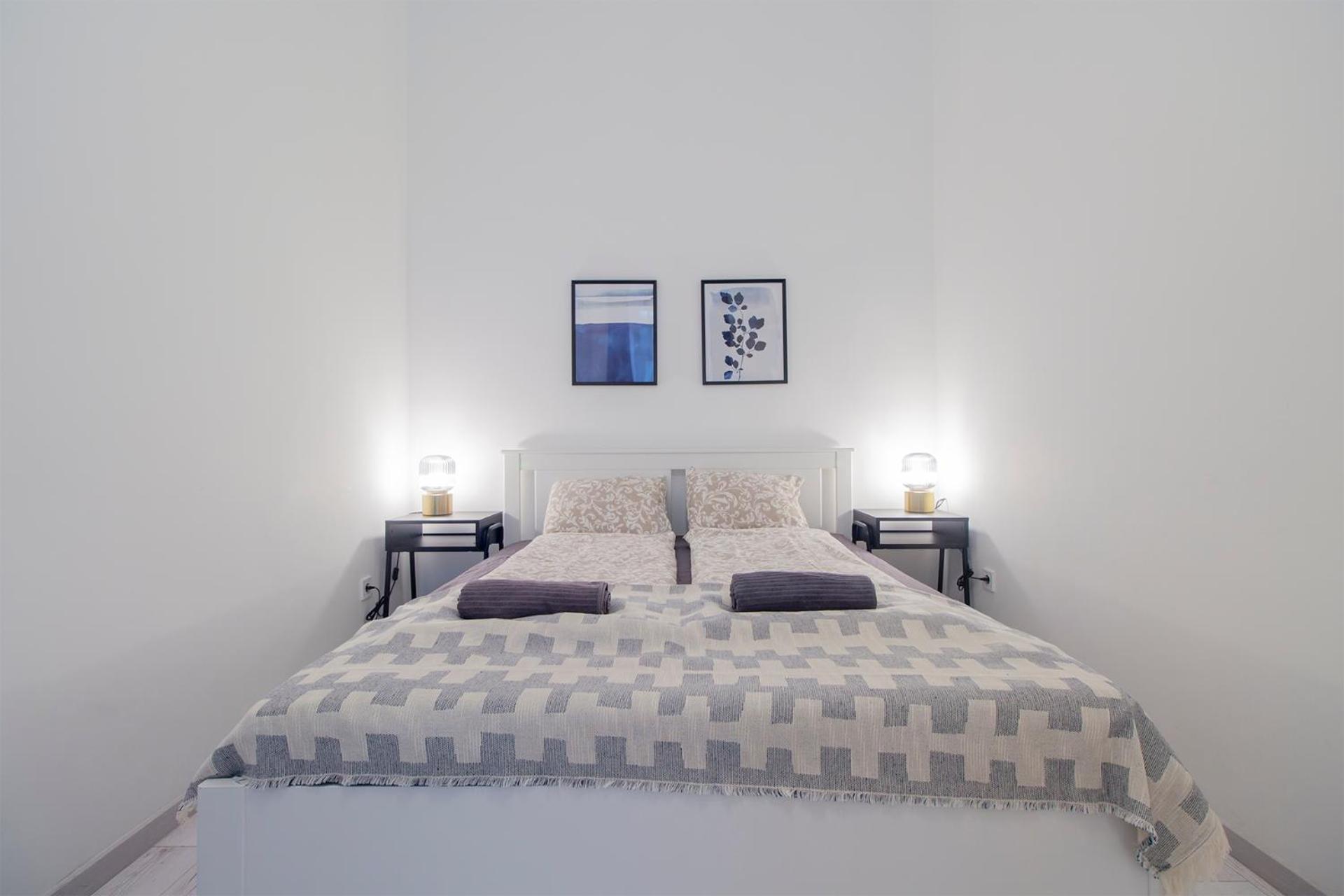 Kalvin 2Bdr Apartment With Ac Budapešť Exteriér fotografie