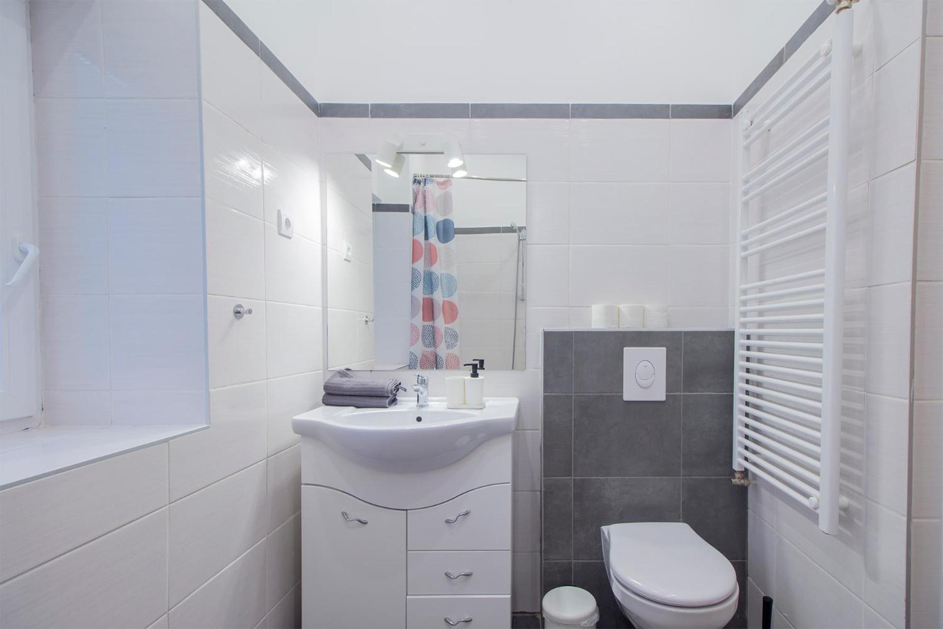 Kalvin 2Bdr Apartment With Ac Budapešť Exteriér fotografie